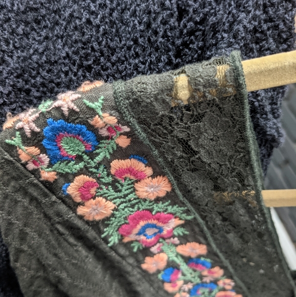 Free People Embroidered Lace Dress size 2 - Picture 4 of 6